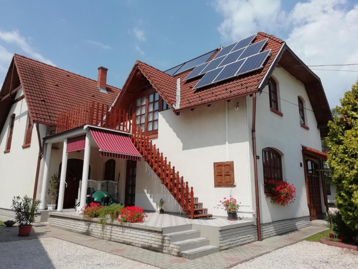Balla Apartmanhaz Siófok Zewnętrze zdjęcie