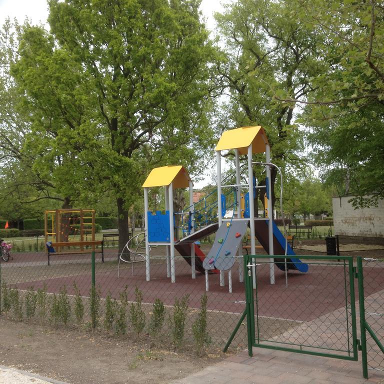 Balla Apartmanhaz Siófok Zewnętrze zdjęcie